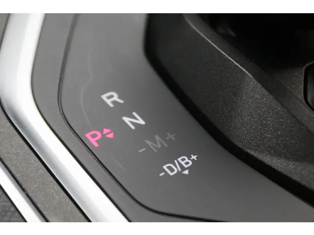 Lynk & Co 01 1.5 2023 Hybride Benzine 60