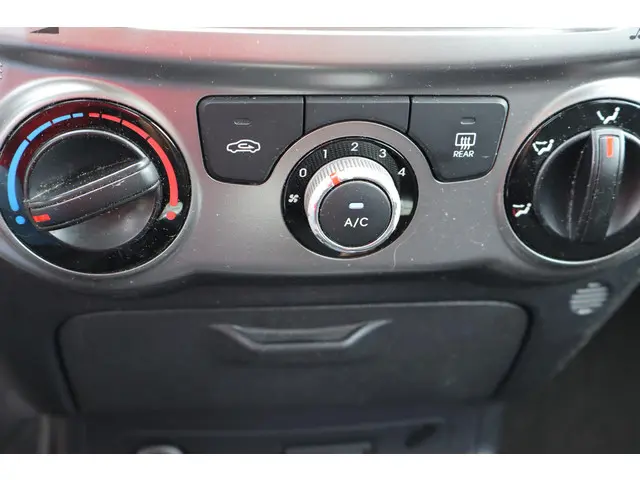 Hyundai i20 1.2i i-Motion 2012 Benzine 6