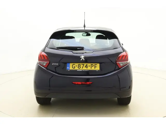 Peugeot 208 1.2T Blue Lease Allure 2019 Benzine 11