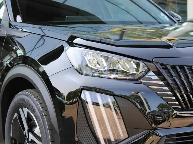 Peugeot e-2008 Allure Avantage 54 kWh 2025 Elektrisch 8