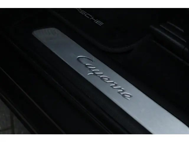 Porsche Cayenne 3.0 E-Hybrid 2021 Hybride Benzine 8