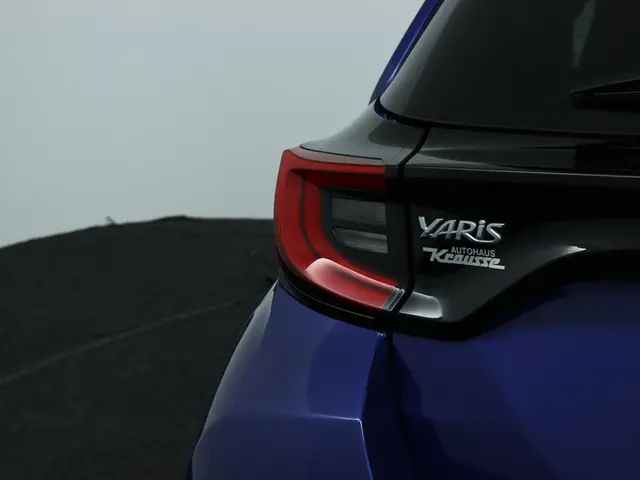 Toyota Yaris 1.5 Hybrid Executive 2022 Hybride Benzine 38