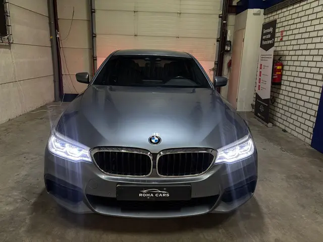 BMW 5 Serie 520i High Executive M-pakket 2018 Benzine 4