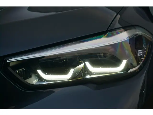 BMW X5 xDrive45e 2022 Hybride Benzine 4