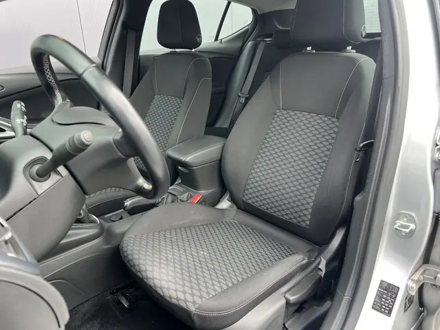 Opel Astra 1.2 Edition 2020 2020 Benzine 4