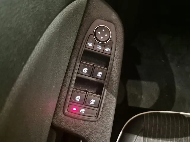 Mitsubishi Colt 1.0T Instyle 2024 Benzine 18