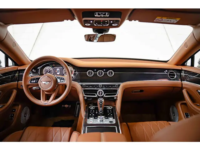Bentley Flying Spur 4.0 V8 2021 Benzine 36