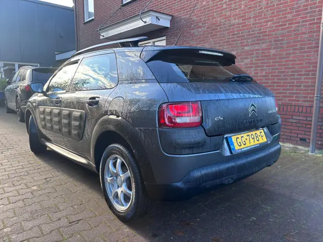 Citroën C4 Cactus 1.2 PureTech Business 2015 Benzine 2