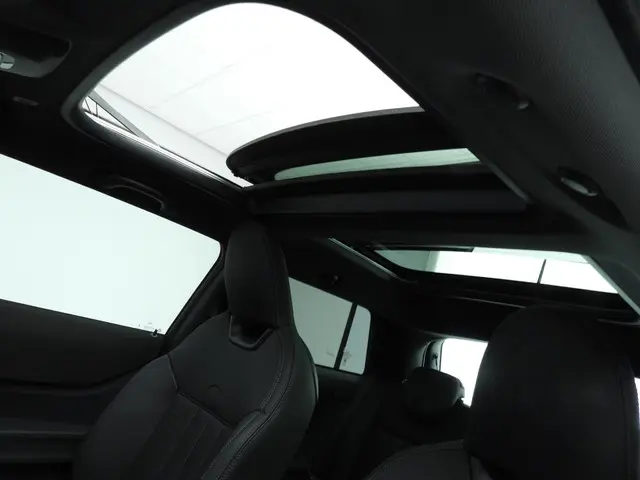 MINI 3-Deurs Cooper C 2026 Benzine 18