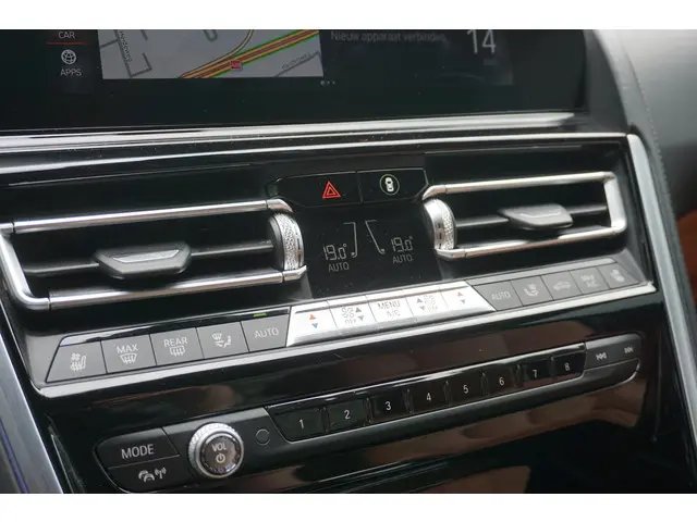 BMW 8 Serie Coupé M850i xDrive 2018 Benzine 13