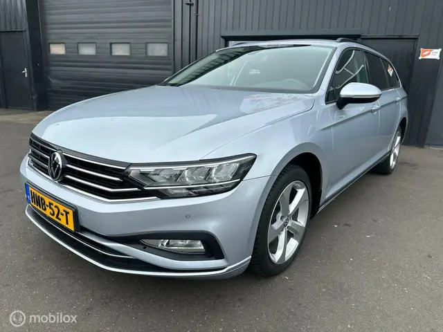 Volkswagen Passat 2