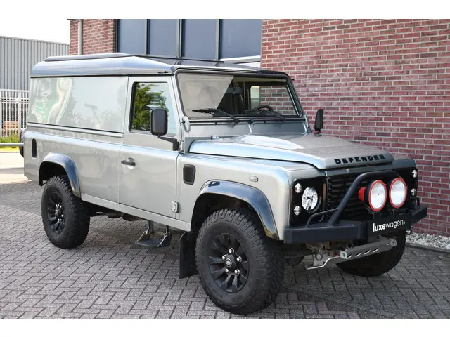 Land Rover Defender 110 2.2 TD4 Hard Top 2015 Diesel 48
