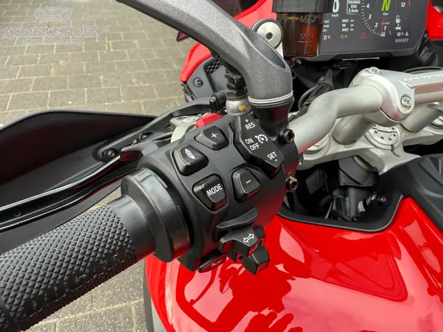 Ducati Multistrada All-Road V4 S 2021 Benzine 12