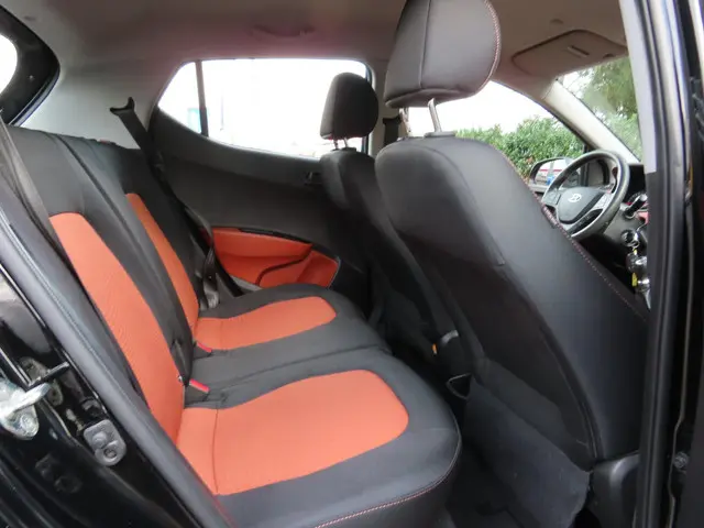 Hyundai i10 1.0i i-Motion Comfort Plus 2016 Benzine 11