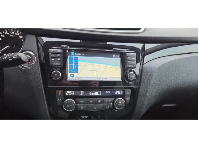 Nissan QASHQAI 1.2 Tekna 2014 Benzine 13