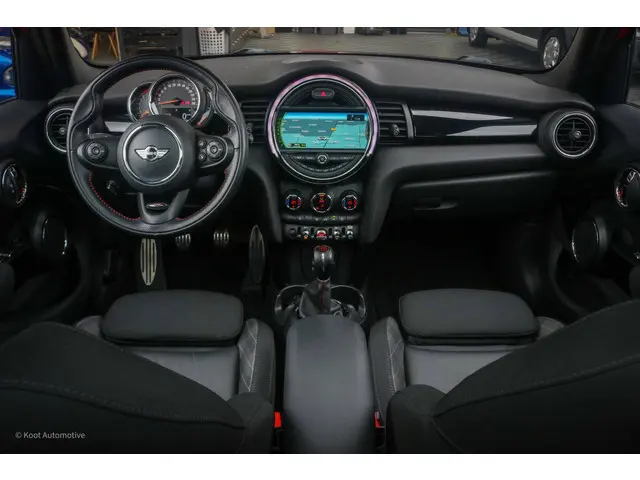 MINI Cooper Mini 1.5 JCW 2017 Benzine 35