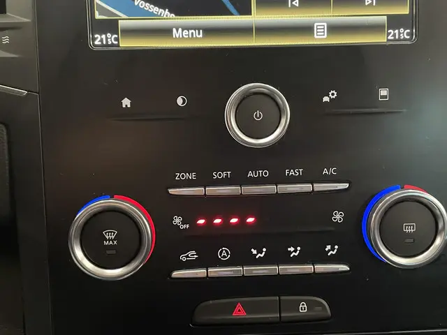 Renault Mégane Estate 1.3 TCe Aut. Limited 2020 Benzine 24