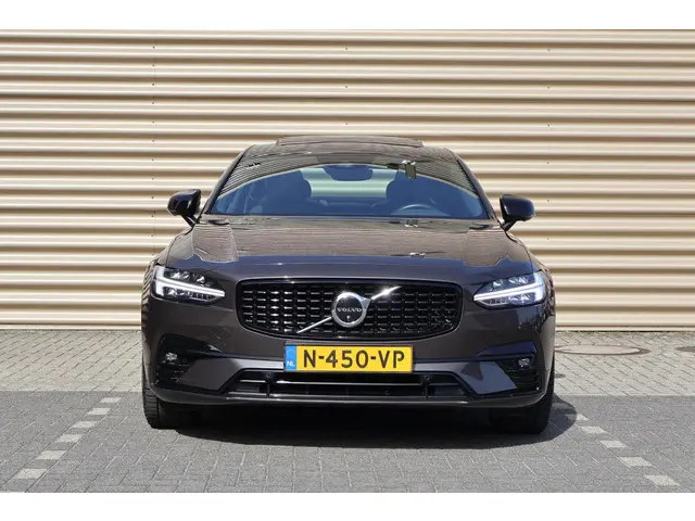 Volvo S90 2.0 B4 R-Design 2022 Benzine 6
