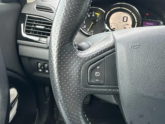 Renault Mégane Estate 1.2 TCe GT-Line 2015 Benzine 21