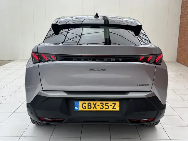 Peugeot 3008 Hybrid 136 GT 2024 Hybride Benzine 30