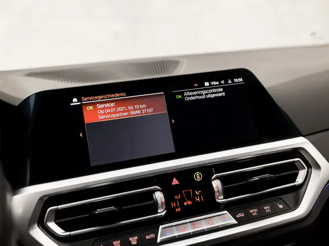 BMW 3 Serie Touring 318i Sportline 2021 Benzine 34