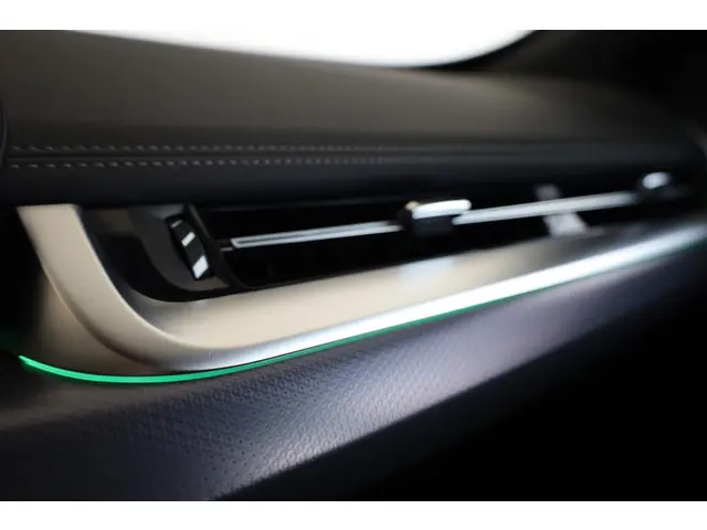 BMW iX1 xDrive30 2023 Elektrisch 18