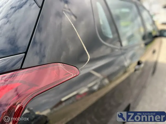 Peugeot 2008 1.6 BlueHDi 2016 Diesel 13