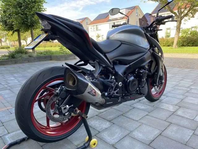 Suzuki GSX S1000 A 2021 Benzine 3