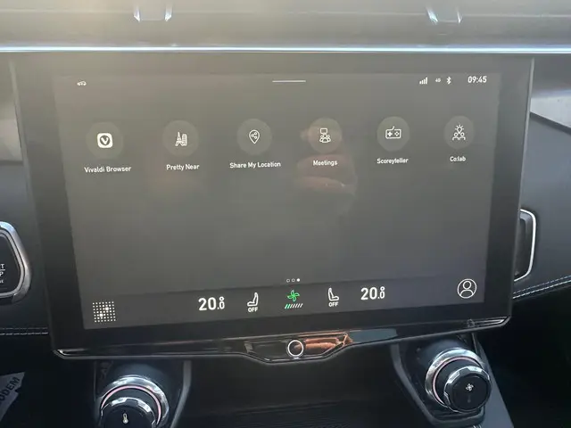 Lynk & Co 01 1.5 2023 Hybride Benzine 16