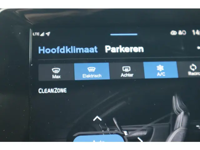 Volvo XC40 Recharge P8 AWD R-Design 2020 Elektrisch 25