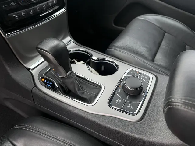 Jeep Grand Cherokee Overland 2019 Diesel 11