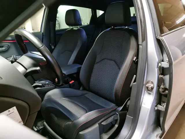 SEAT Leon 1.4 EcoTSI FR Business Intense 2018 Benzine 16