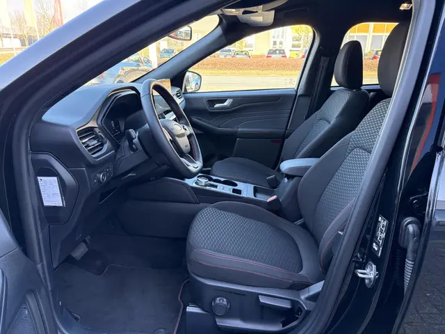 Ford Kuga 2.5 PHEV ST-Line 2025 Hybride Benzine 15