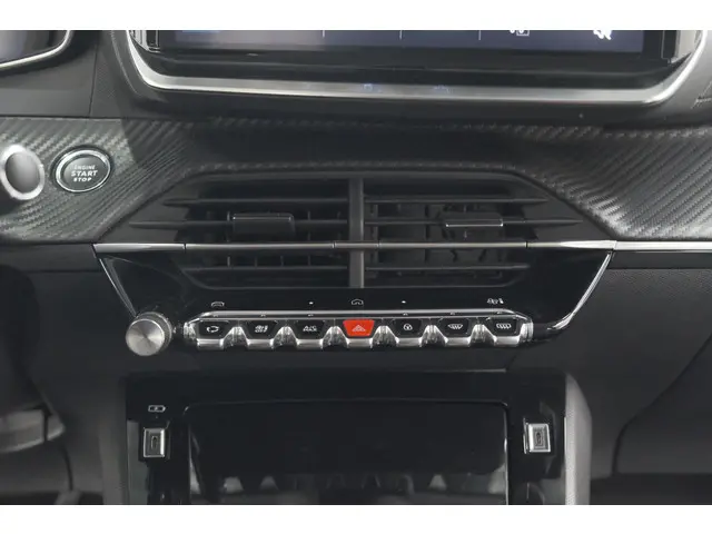 Peugeot 208 PureTech 100 Allure 2024 Benzine 45