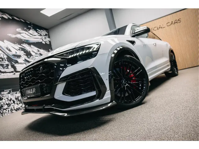 Audi Q8 4.0 TFSI RSQ8 quattro 2022 Hybride Benzine 4