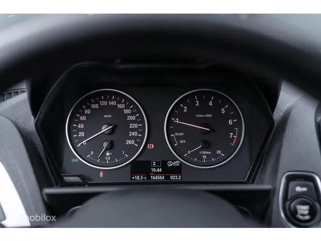 BMW 1 Serie 116i 2016 Benzine 23