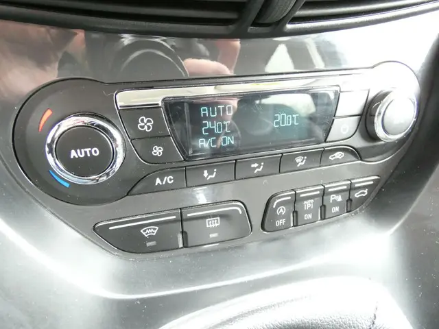 Ford Kuga HELAAS VERKOCHT!!! 2016 Benzine 14