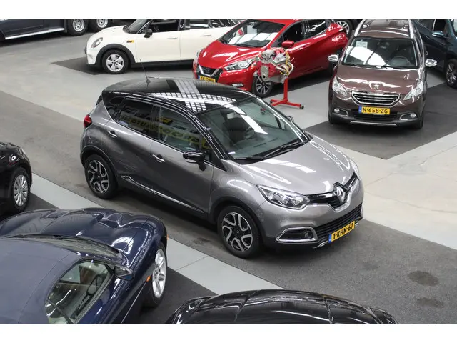 Renault Captur 1.2 TCe Dynamique Automaat 2013 Benzine 30