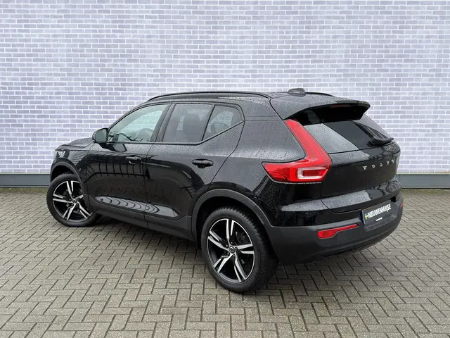 Volvo XC40 1.5 T3 R-Design 2022 Benzine 5