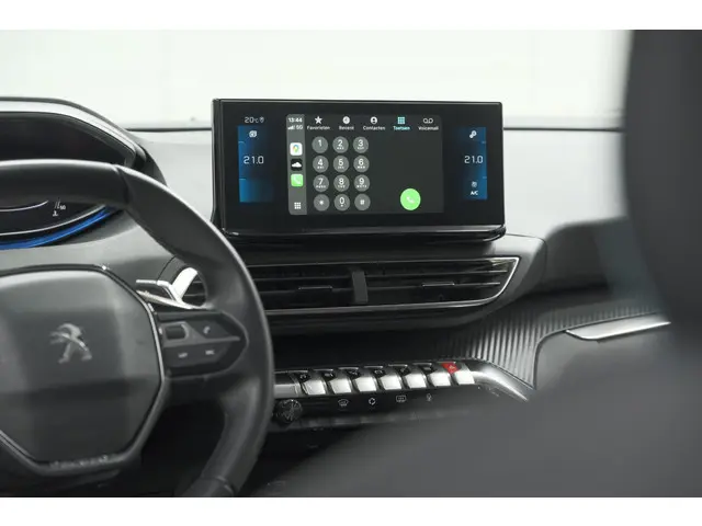 Peugeot 3008 PureTech 130 EAT8 Allure 2022 Benzine 61