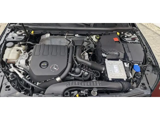 Mercedes-Benz A-Klasse 180 Advantage 2019 Benzine 15