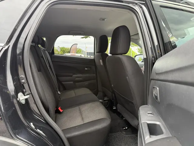 Mitsubishi ASX 1.6 Cleartec Intense 2016 Benzine 9