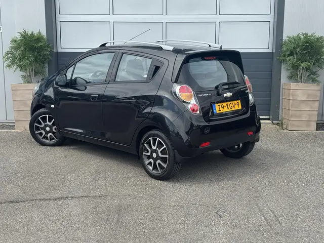Chevrolet Spark 1.0 16V LT+ Bi-Fuel 2012 Benzine 4