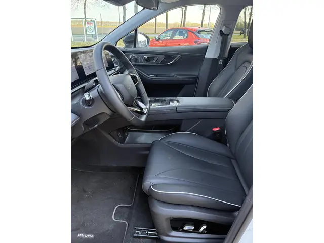 Omoda 5 Premium 61 kWh 2025 Elektrisch 27