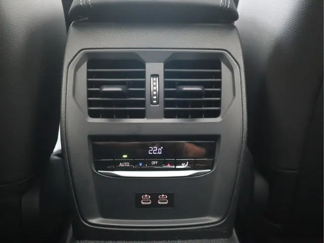 BMW 3 Serie M-Sport 2022 Hybride Benzine 39