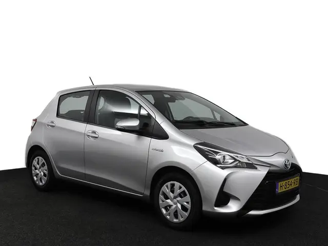 Toyota Yaris 1.5 Hybrid Active 2020 Hybride Benzine 14