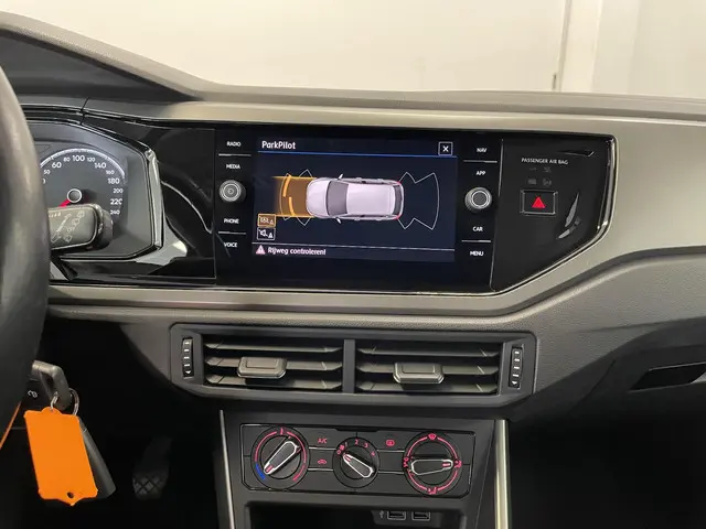 Volkswagen Polo 1.0 TSI Comfortline 2020 Benzine 9
