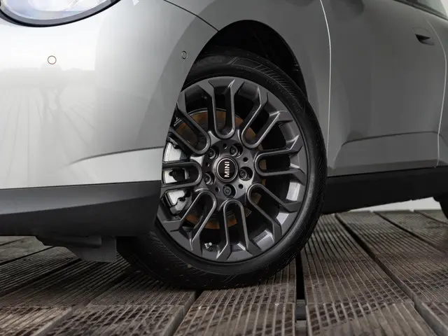 MINI Electric Cooper SE 2025 Elektrisch 15