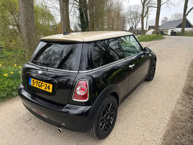 MINI One 1.6 55Kw/75Pk Chili 2014 Benzine 9