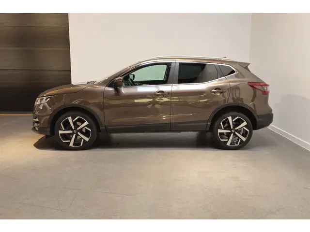 Nissan QASHQAI 1.3 DIG-T Premium Edition 2021 Benzine 3